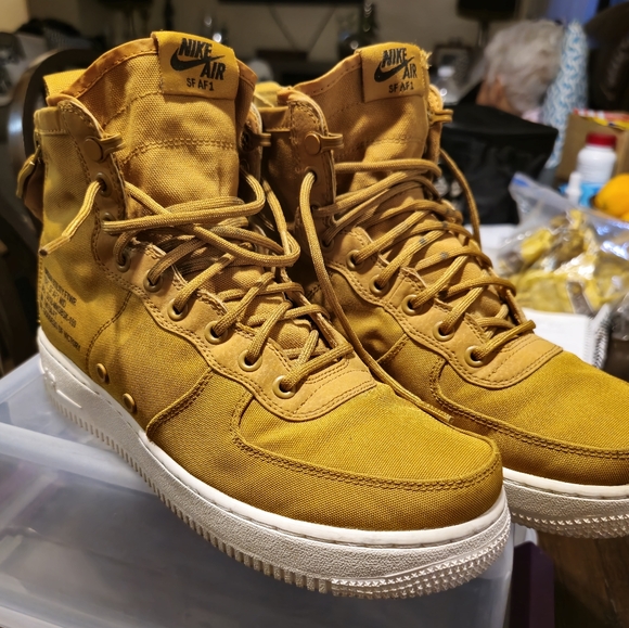 Nike AF1 Urban Utility Footwear shoe - Picture 3 of 15
